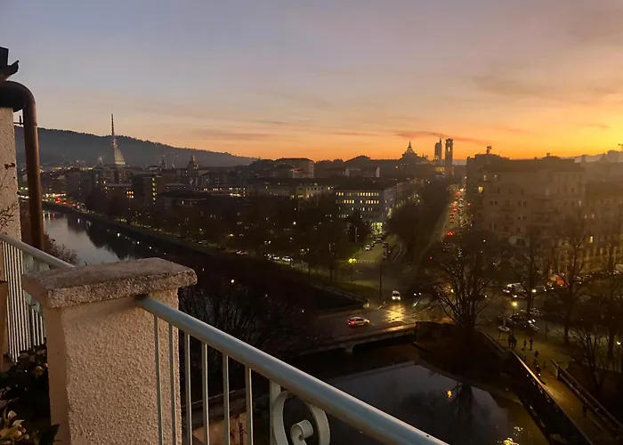 Ferienwohnung Attico Ellen Terrazza Con Vista Turin